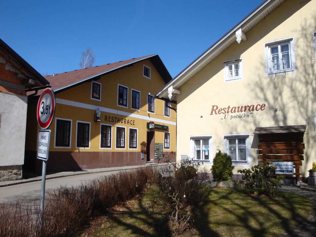 Апартаменти Apartman Na Sumave-Волари Екстер'єр фото