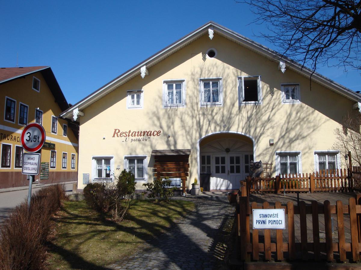 Апартаменти Apartman Na Sumave-Волари Екстер'єр фото
